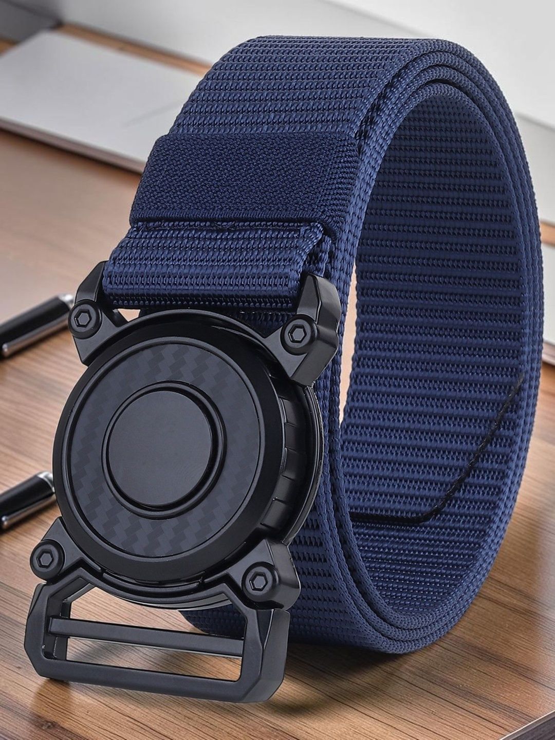 Roadster Men Textured Belt