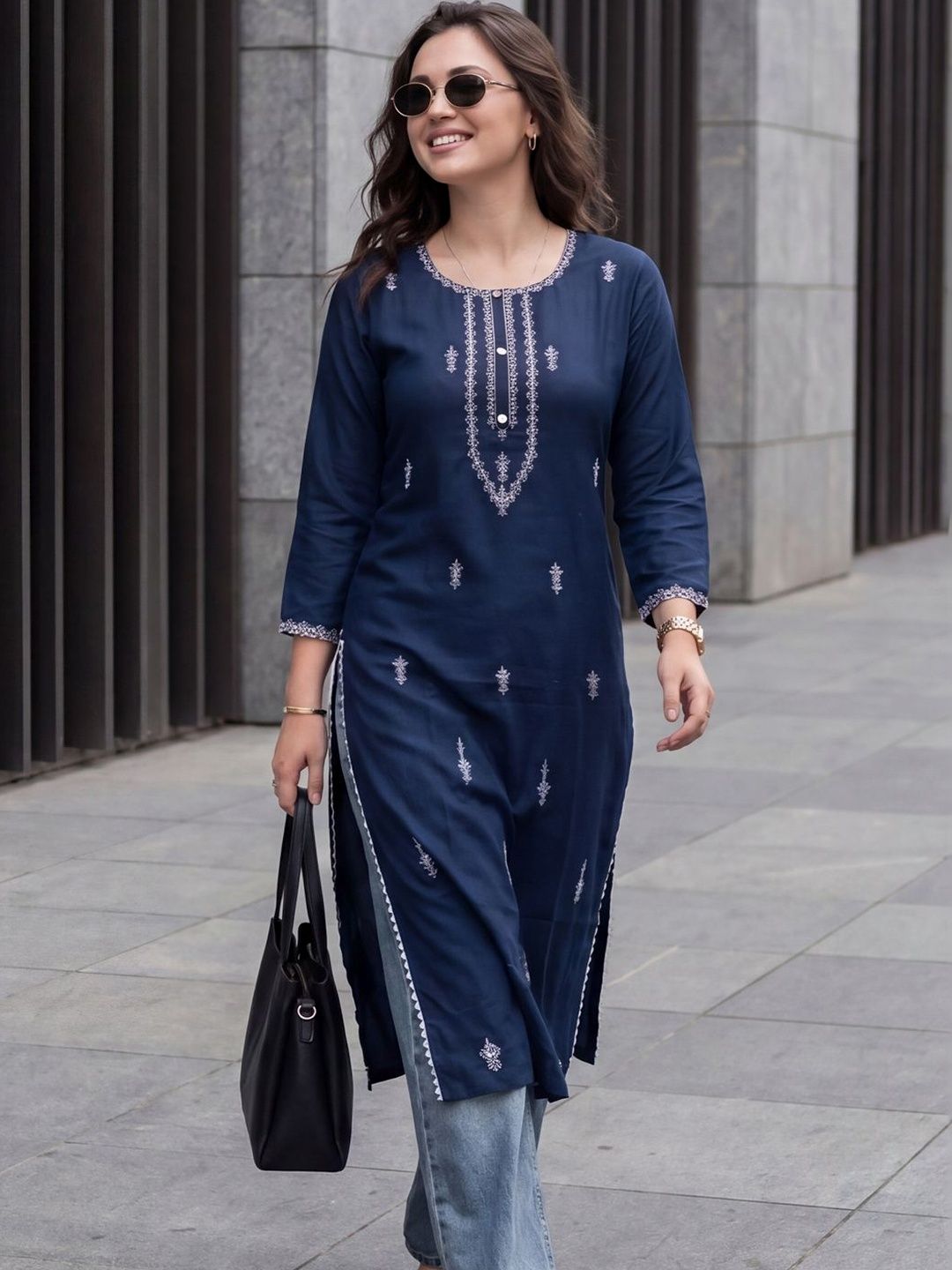 Indo Era Women Ethnic Motifs Embroidered Thread Work Kurta