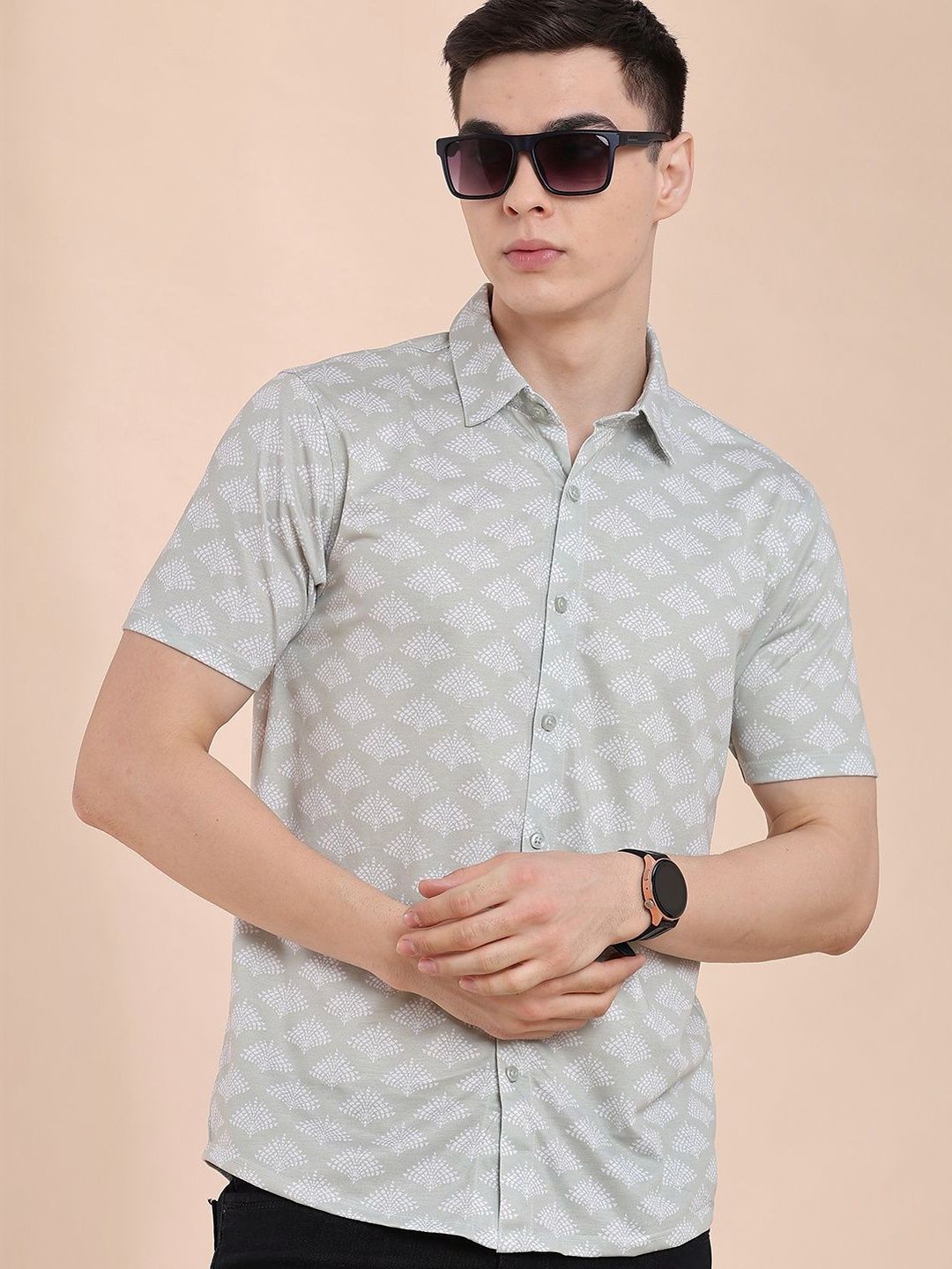 V-Mart Men Printed Casual Shirt
