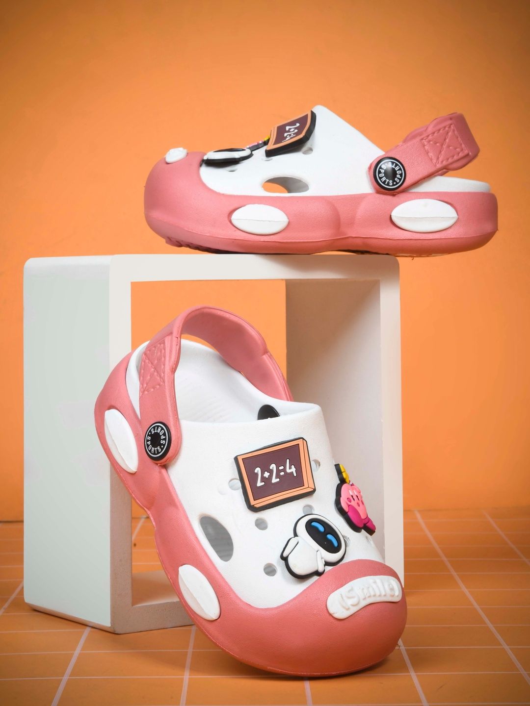 SHOELAMB Unisex Kids Clogs Sandals