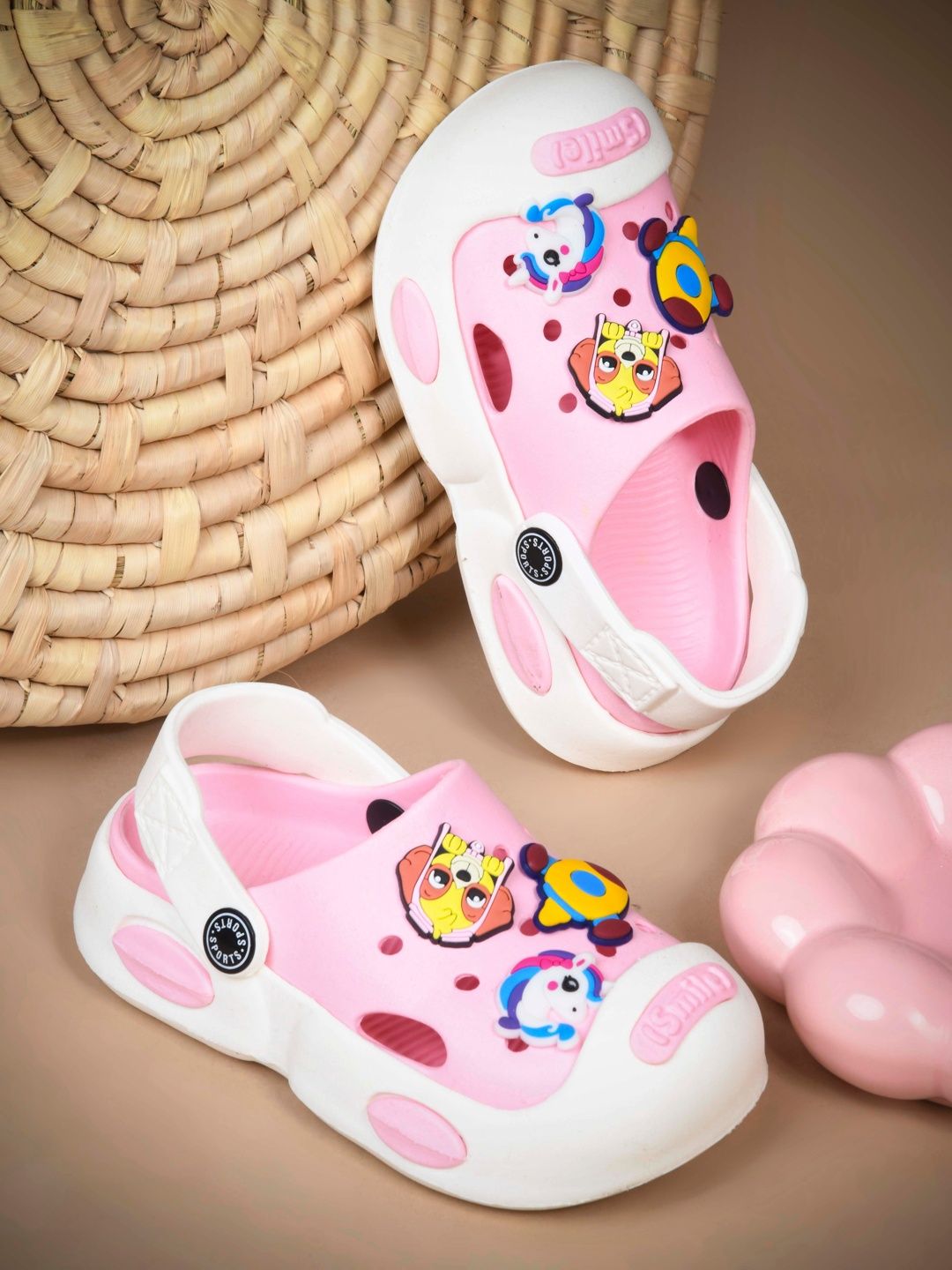 SHOELAMB Unisex Kids Clogs Sandals