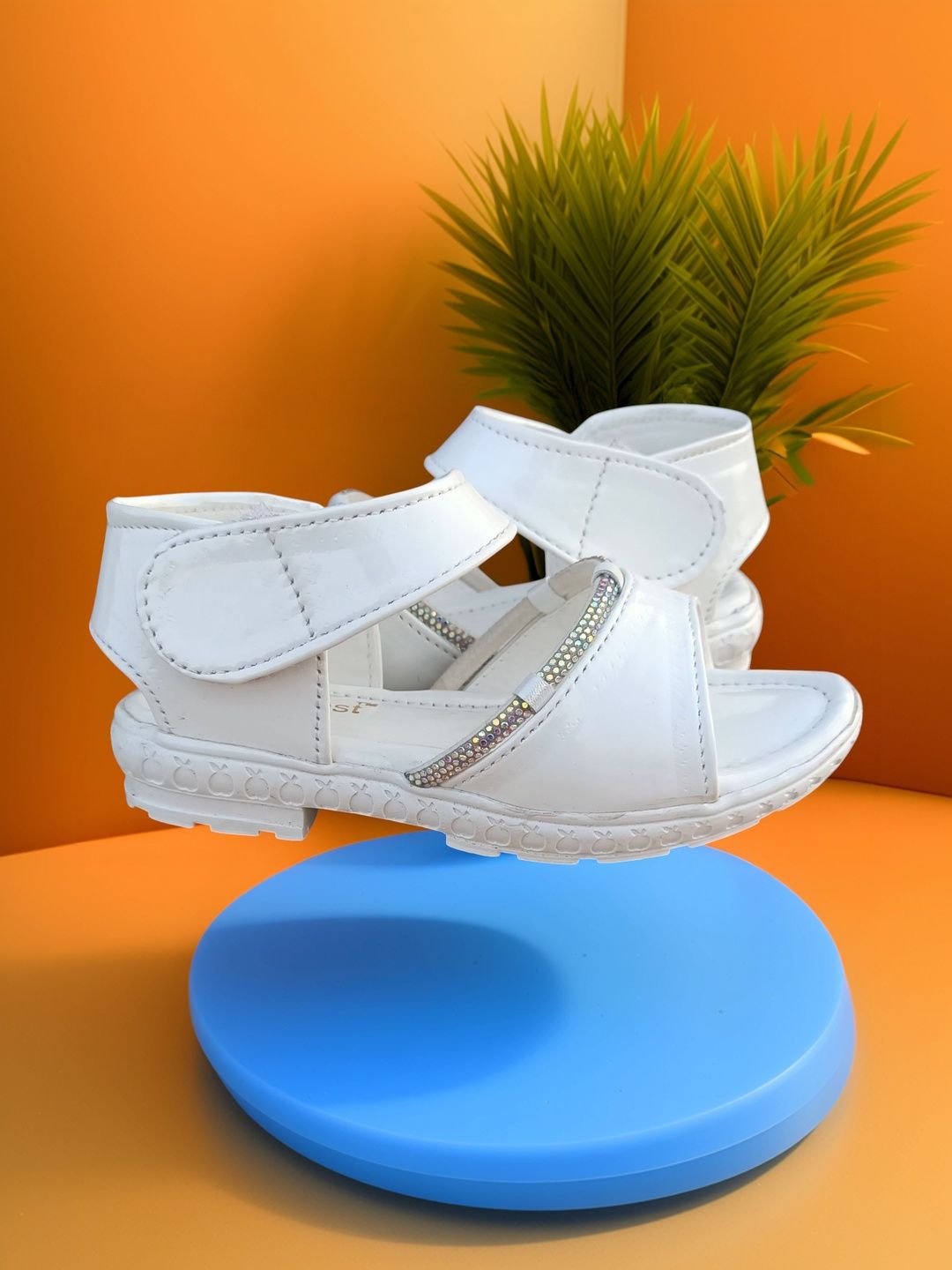 BAESD Girls Shoe-Style Sandals