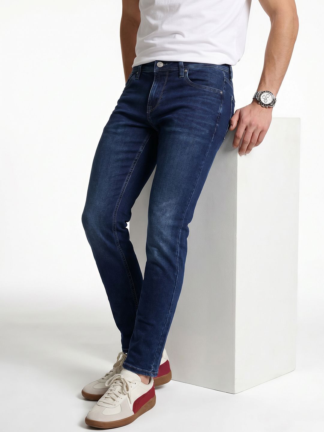 Integriti Men Slim Fit Light Fade Stretchable Jeans