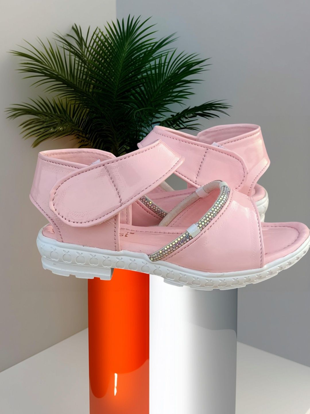 BAESD Girls Shoe-Style Sandals