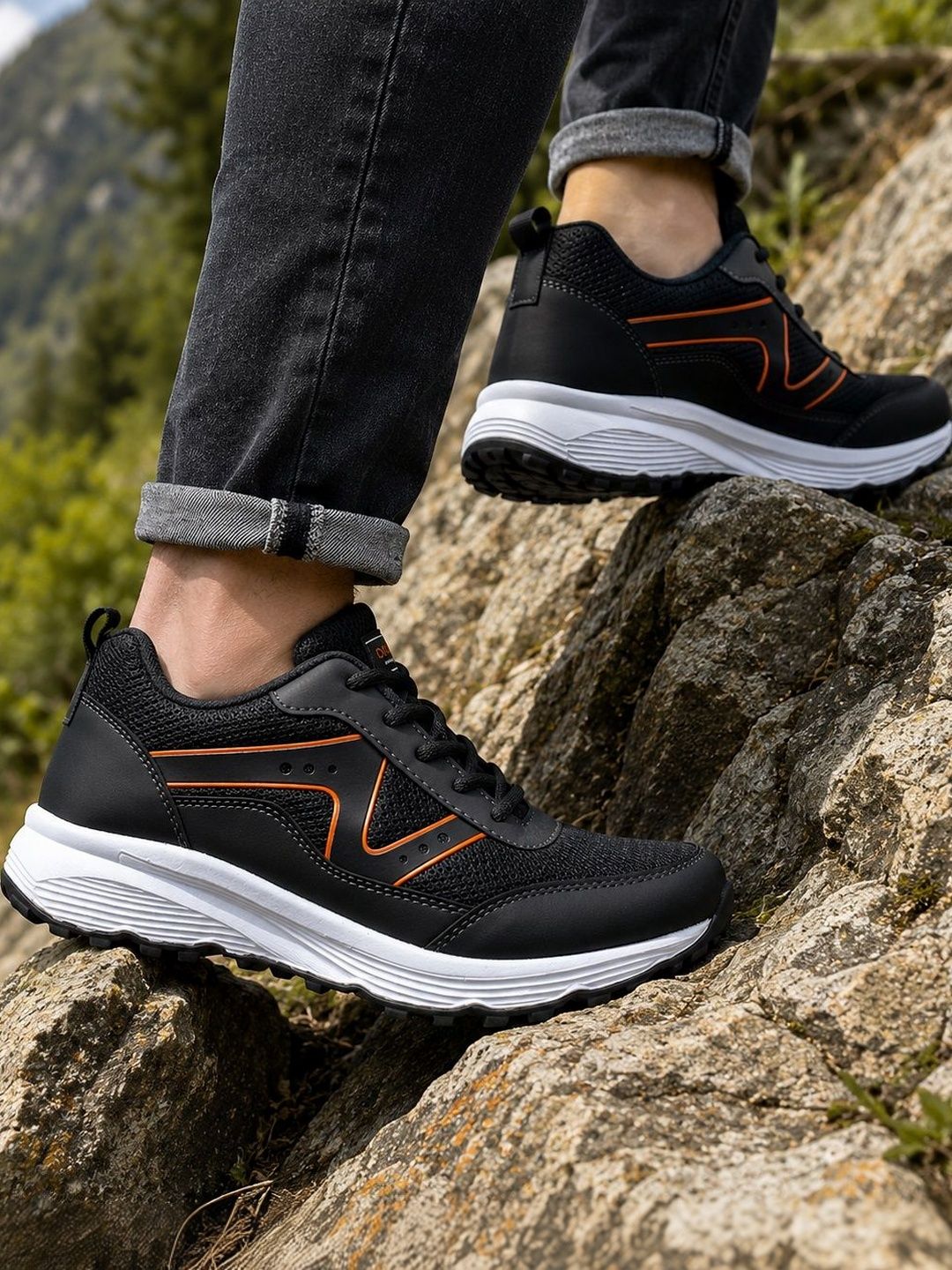 TRV Men Textured Sneakers