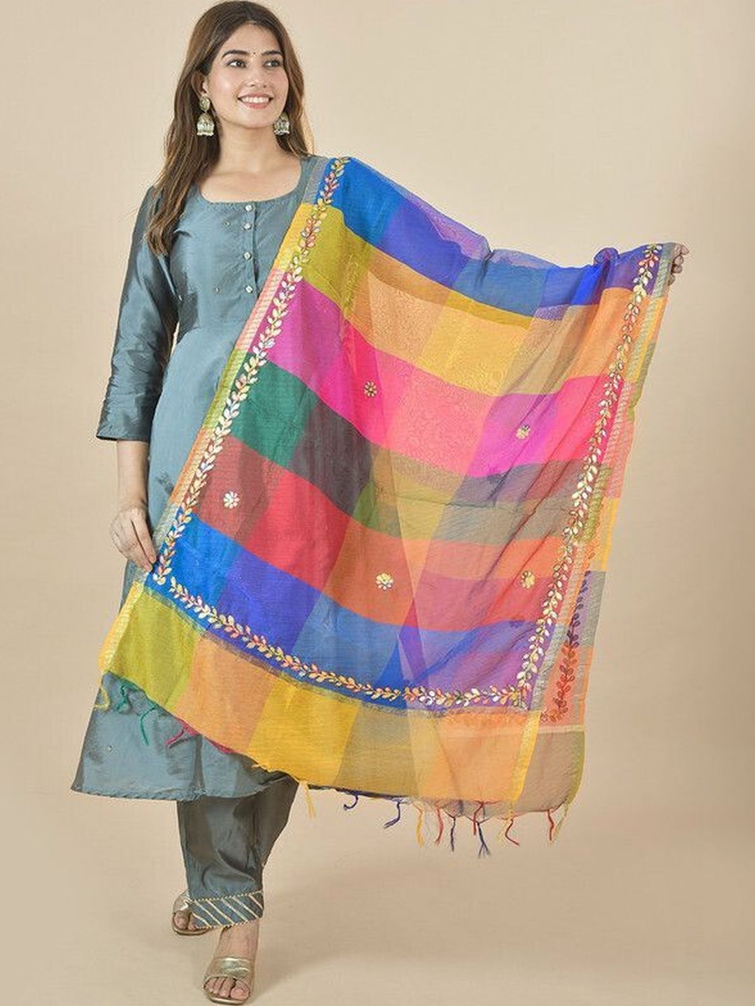 Kuhika Checked Dupatta with Gotta Patti