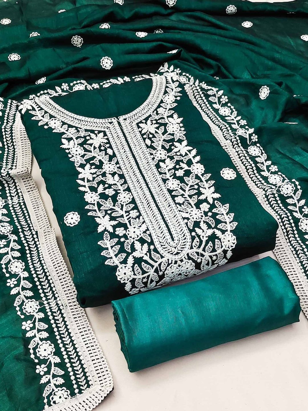 Peachmode Embroidered Unstitched Dress Material
