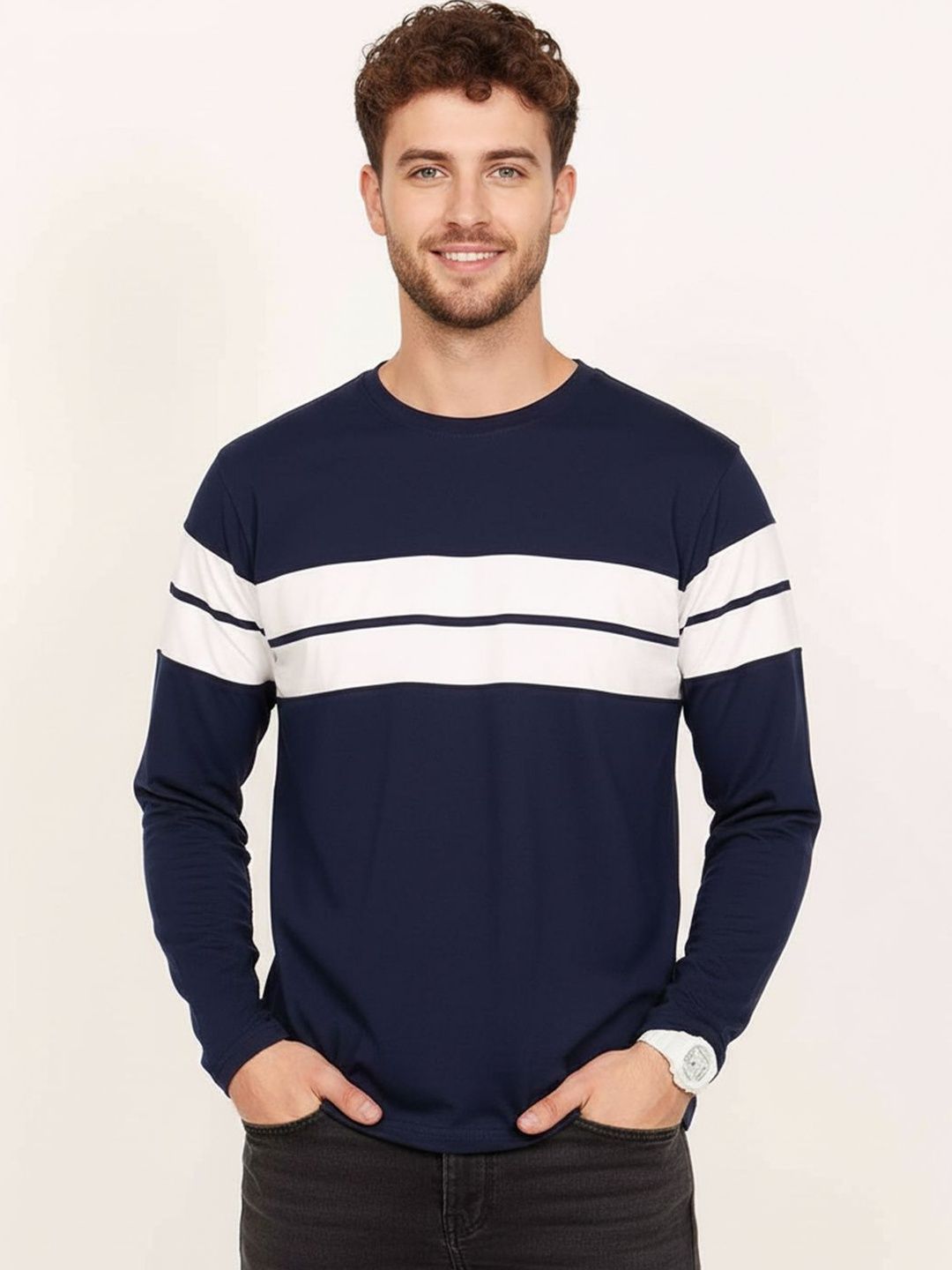 JUST ROAR Men Colourblocked T-shirt