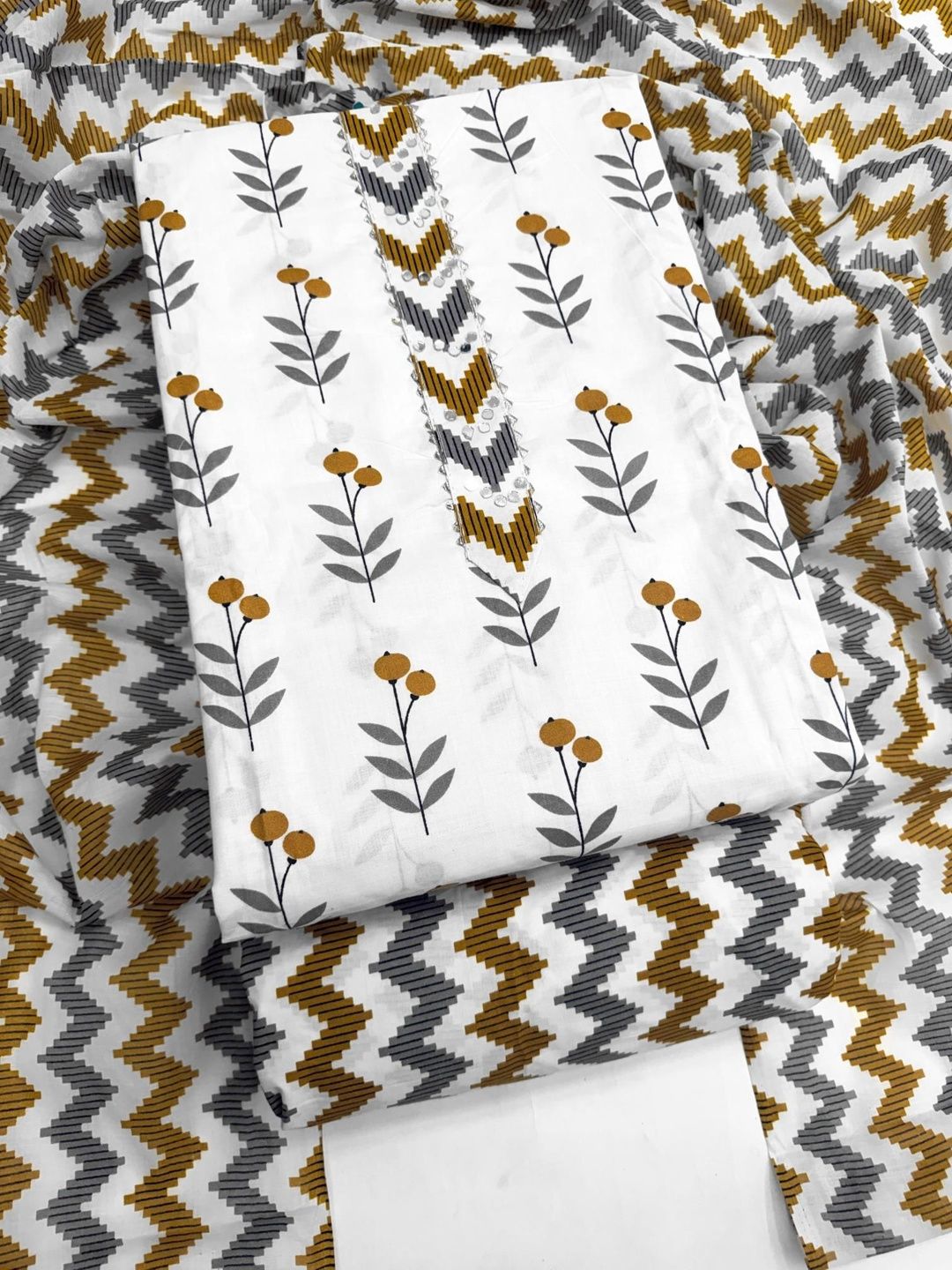 Mitera Printed Pure Cotton Unstitched Dress Material
