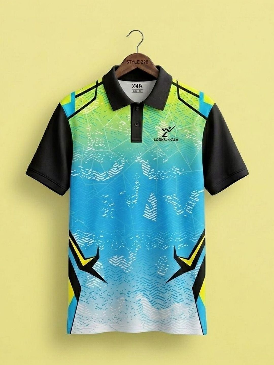 Lookswala Men Printed Polo Collar T-shirt