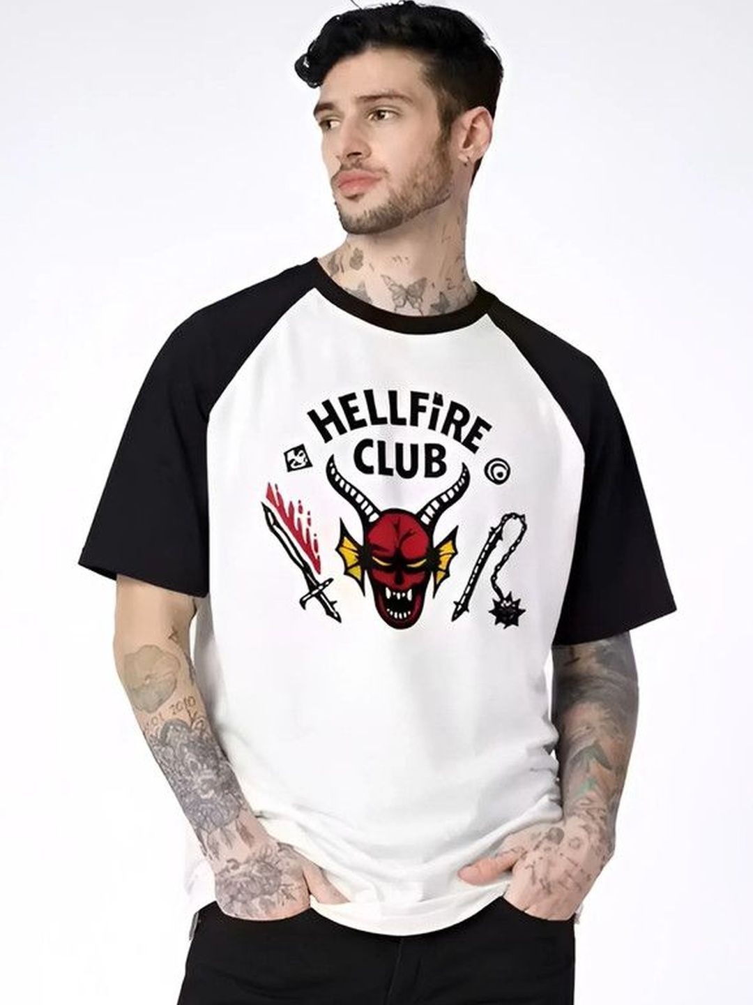Annnackel Men Colourblocked T-shirt