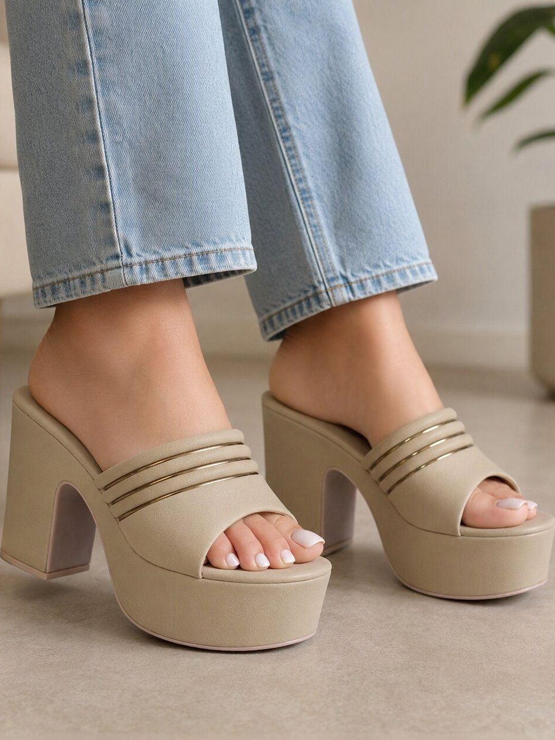 MOSAC MOSAC Textured Platform Mules