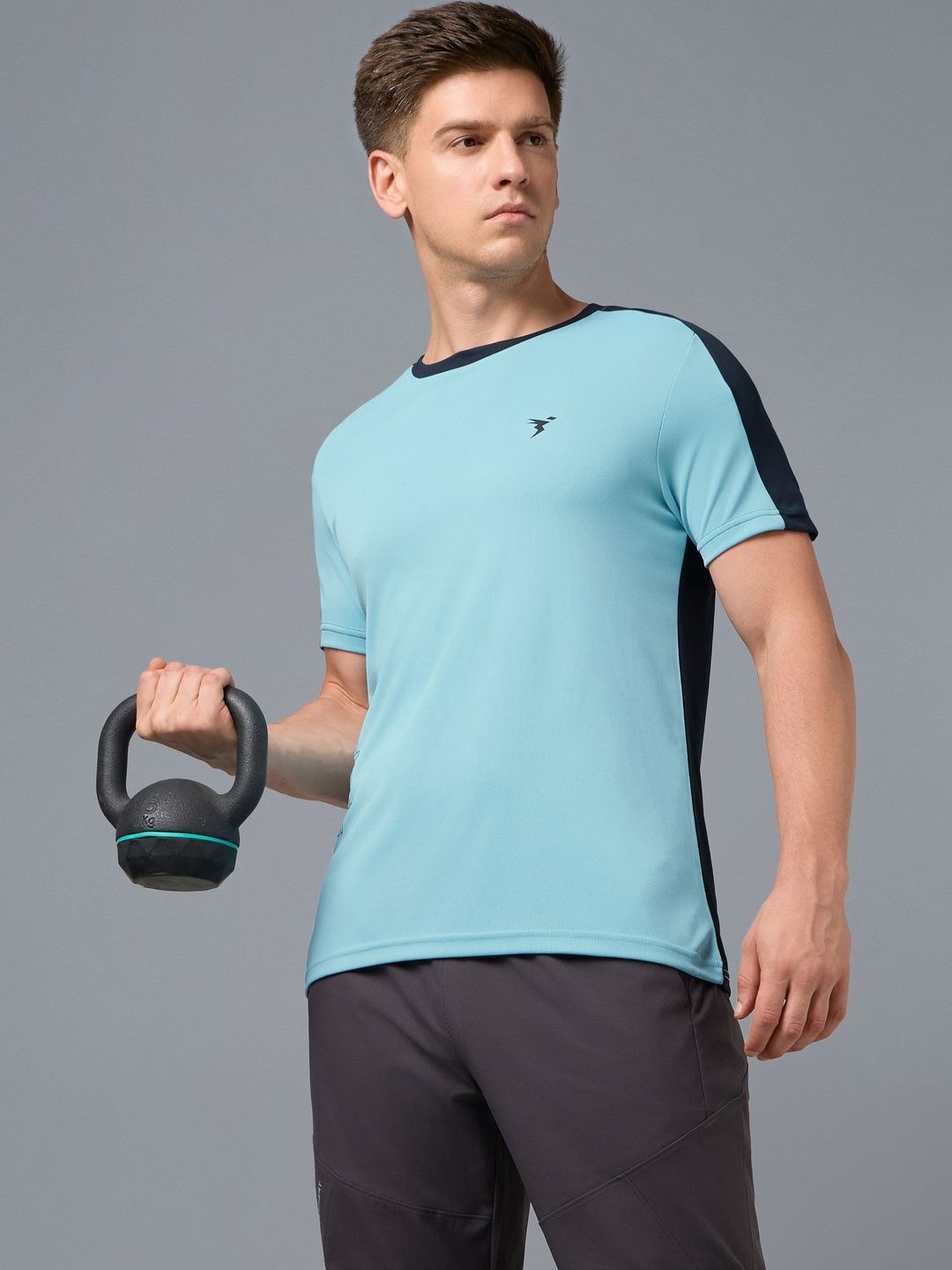 Technosport Men Brand Logo Colourblocked Slim Fit T-shirt