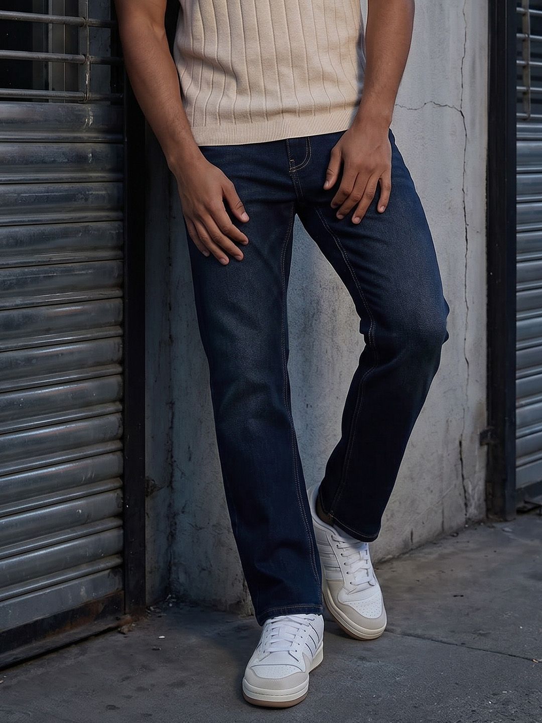 The Roadster Life Co. Men Relaxed Fit Stretchable Jeans