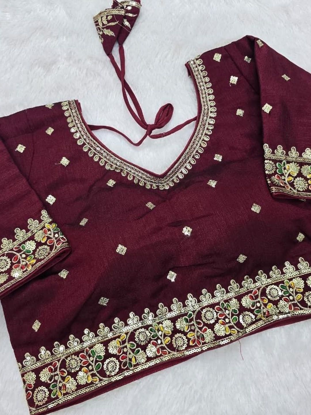 Bong ButiQ Bong ButiQ Silk Embellished Zari Saree Blouse