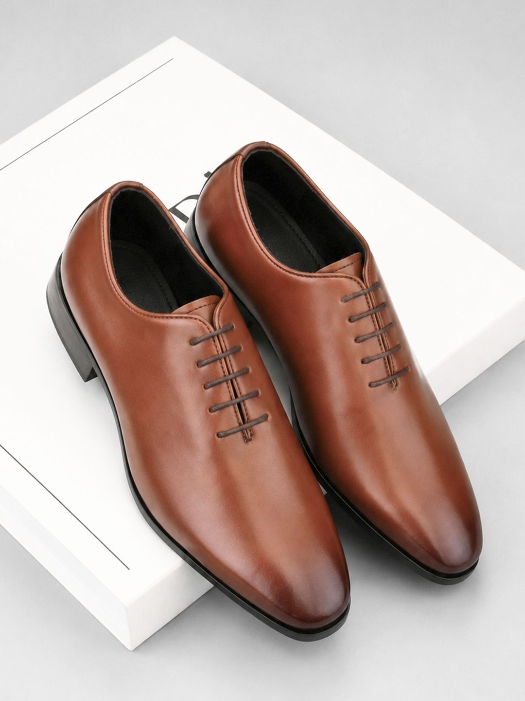 House of Pataudi Men Synthetic Leather Pointed Toe Lace-Ups Formal Oxfords