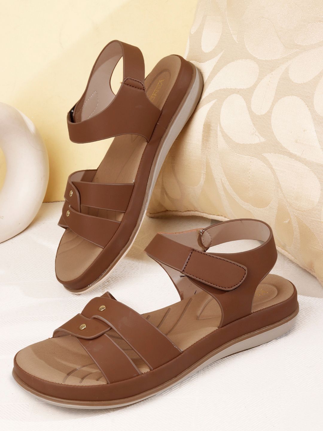 VENDOZ Women Open Toe Flats