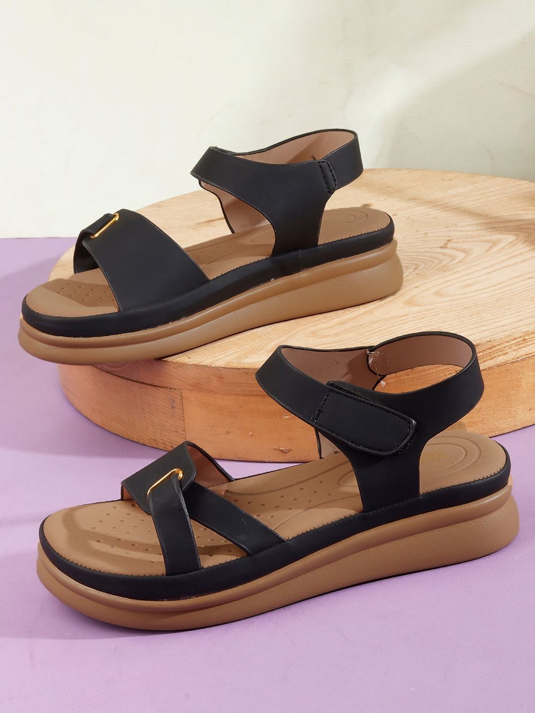 VENDOZ Women Open Toe Flats with Buckles