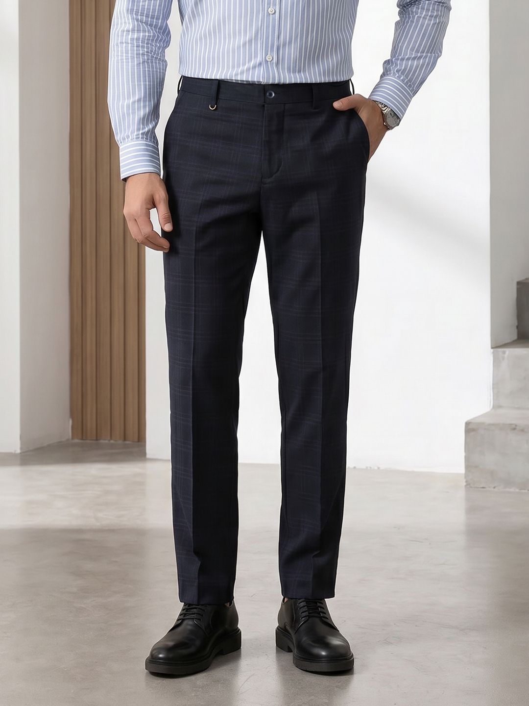 INVICTUS Men Slim Fit Checked Formal Trouser