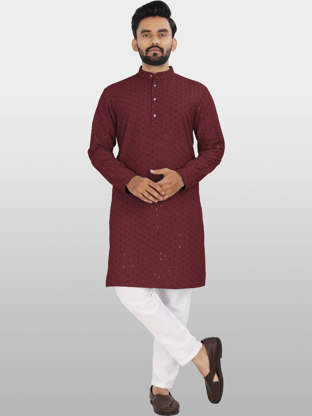 HERE&NOW Men Embellished Chikankari Handloom Kurta