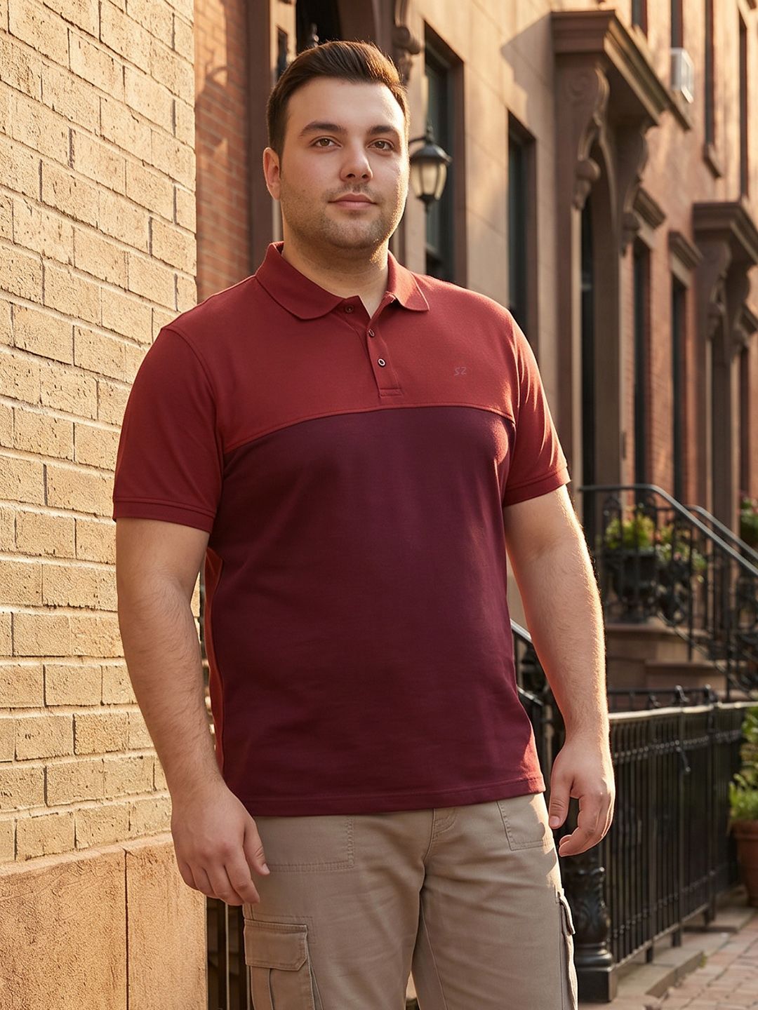Sztori Plus Size Colourblocked Polo Collar T-shirt
