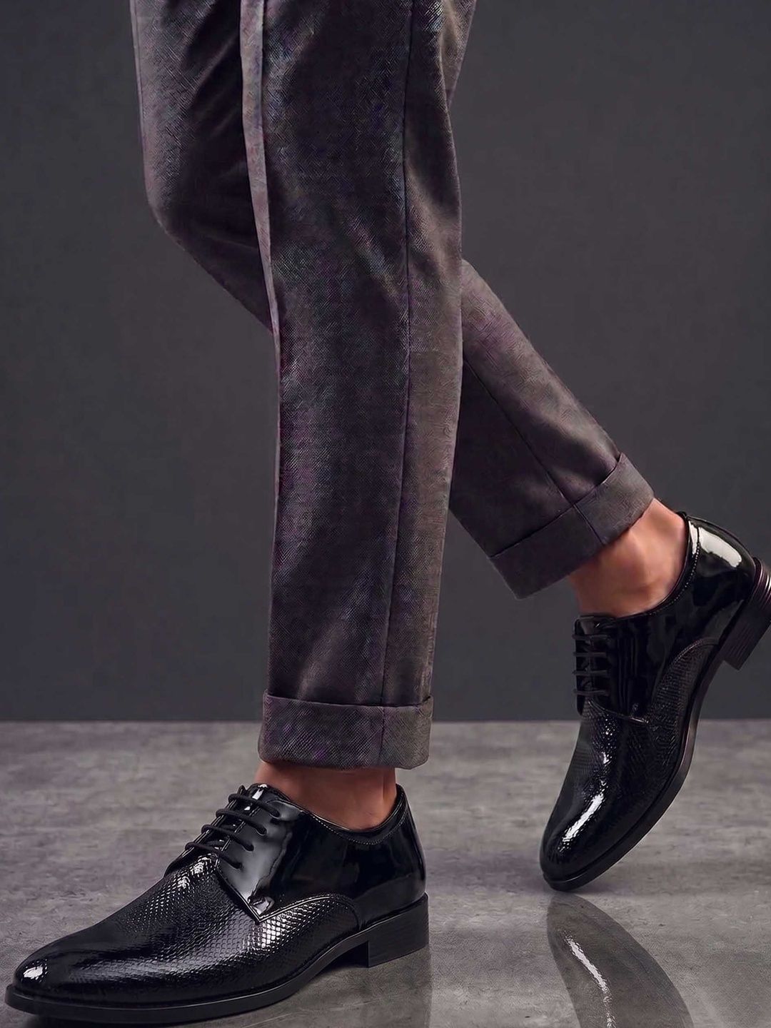 HERE&NOW Men Textured Formal Derbys