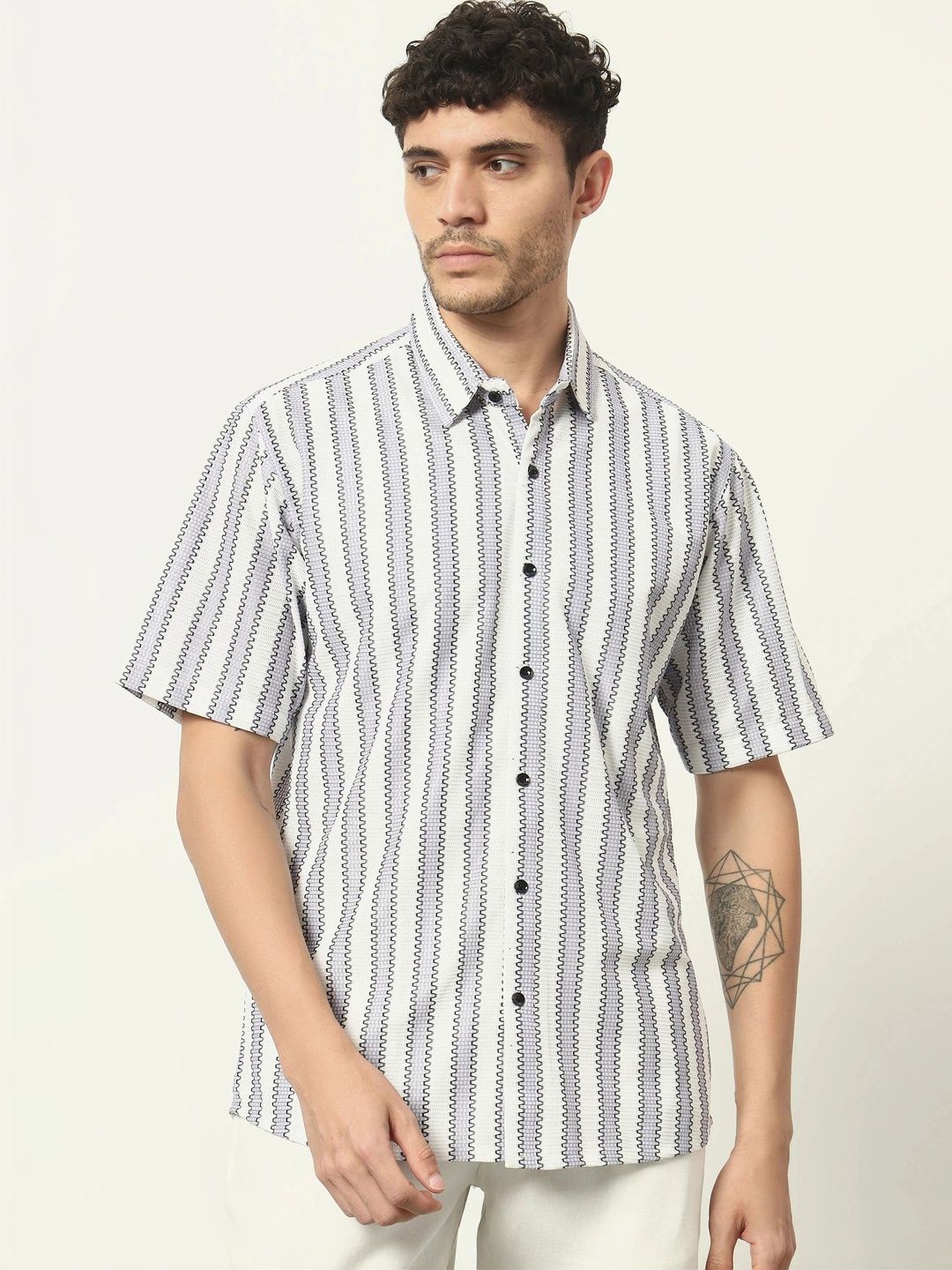 WEARICH Men Comfort Printed Casual Shirt