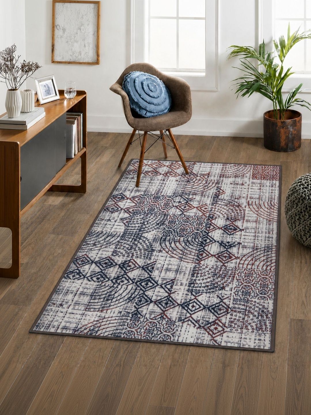 DECOVIA DECOVIA Maroon Geometric Anti-Skid Nylon Carpet