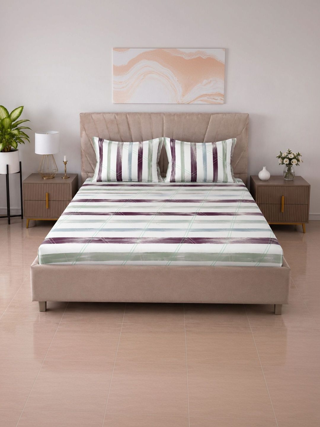 BOMBAY DYEING BOMBAY DYEING White & Green 144 TC Bedsheet with 2 Pillow Covers