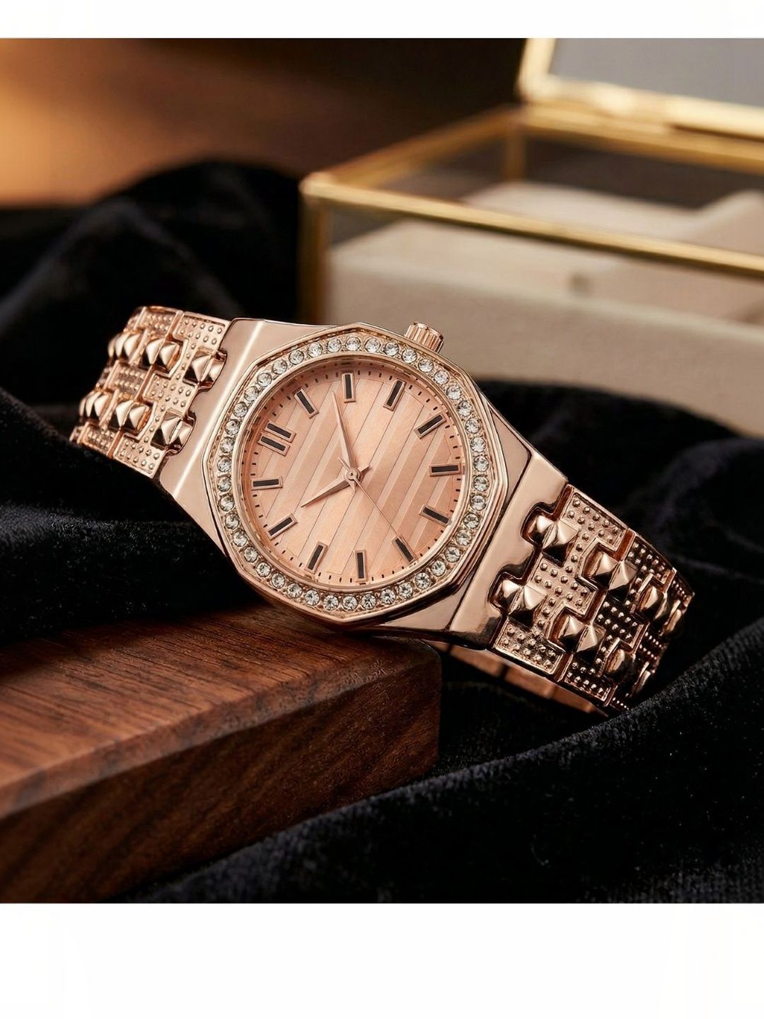 PAPIO Women Patterned Dial & Stainless Steel Bracelet Style Straps Analogue Watch MN-297 ROSE