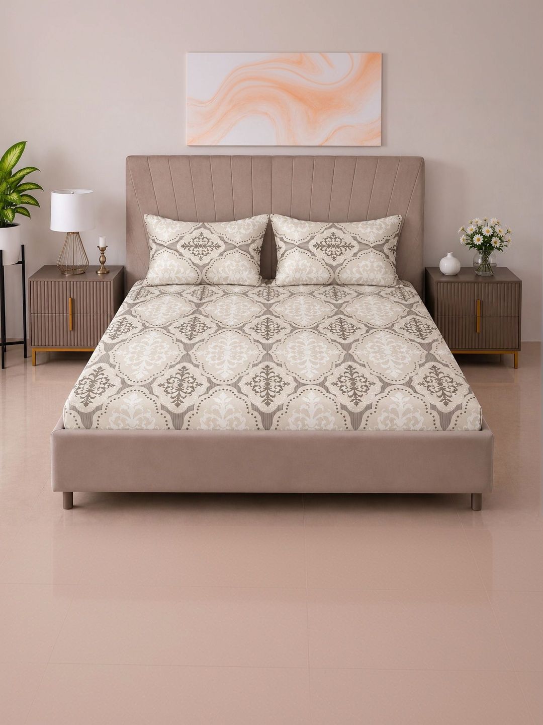 BOMBAY DYEING BOMBAY DYEING Brown & Beige 144 TC Bedsheet with 2 Pillow Covers