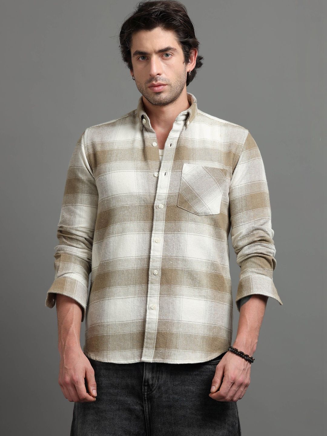 FashionDistrict Men Relaxed Tartan Checks Checked Casual Shirt