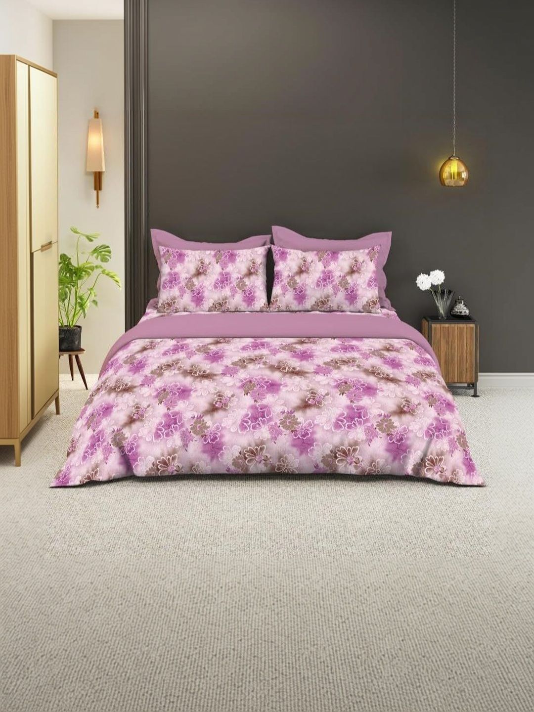 BOMBAY DYEING BOMBAY DYEING Purple & Pink 144 TC Bedsheet with 2 Pillow Covers