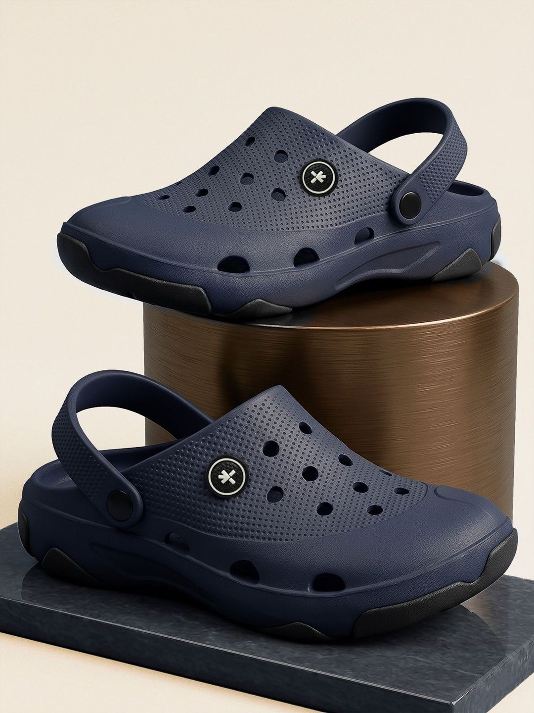 HRX by Hrithik Roshan Men Clogs