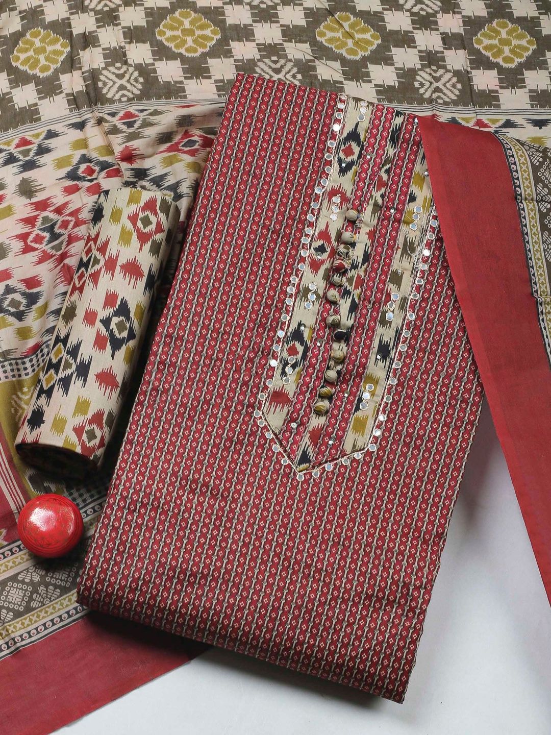 Meena Bazaar Printed Unstitched Dress Material