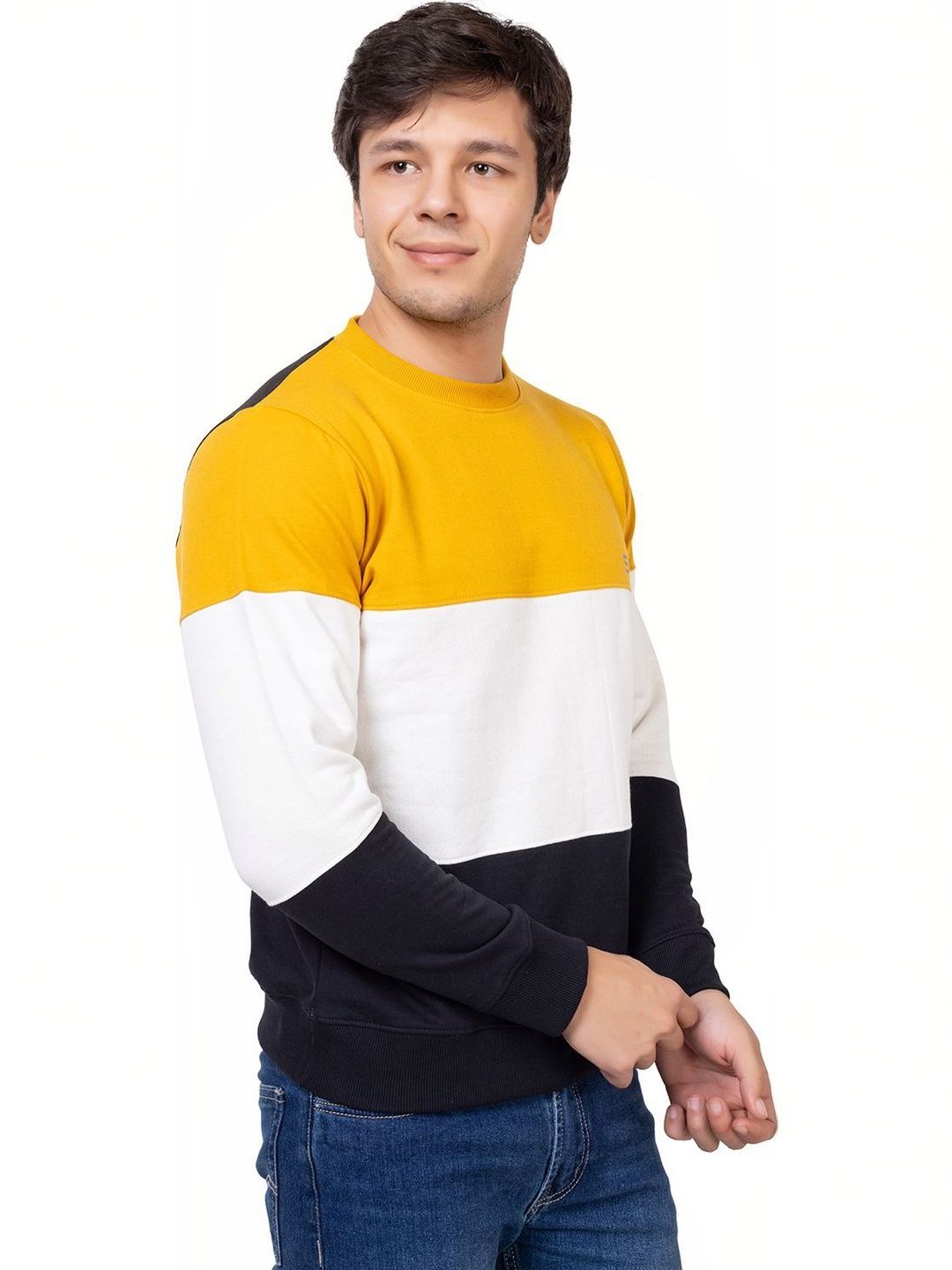 PYRO SPIRIT Men Colourblocked Sweatshirt