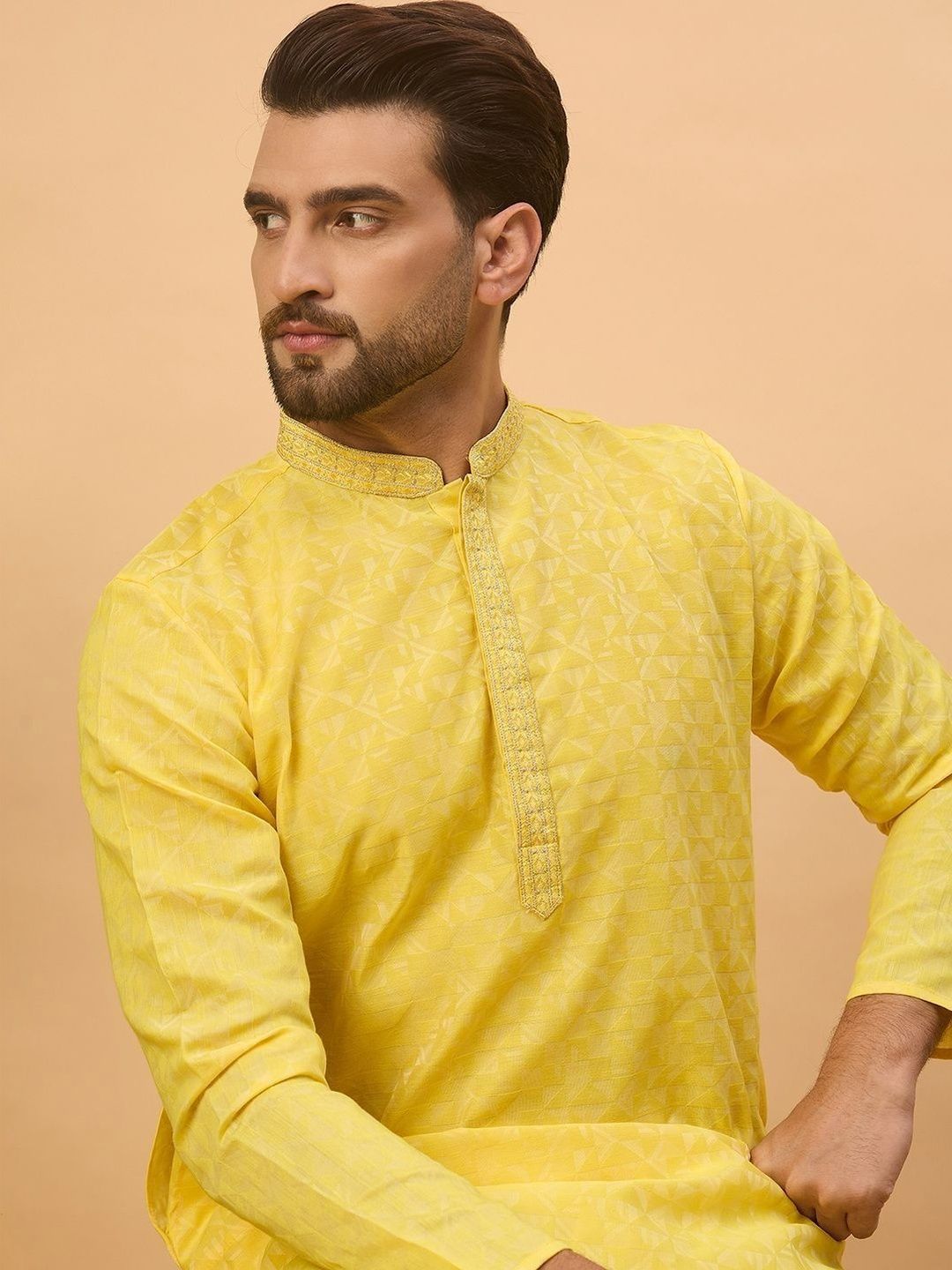 House of Pataudi Embroidered Mandarin Collar Straight Kurtas