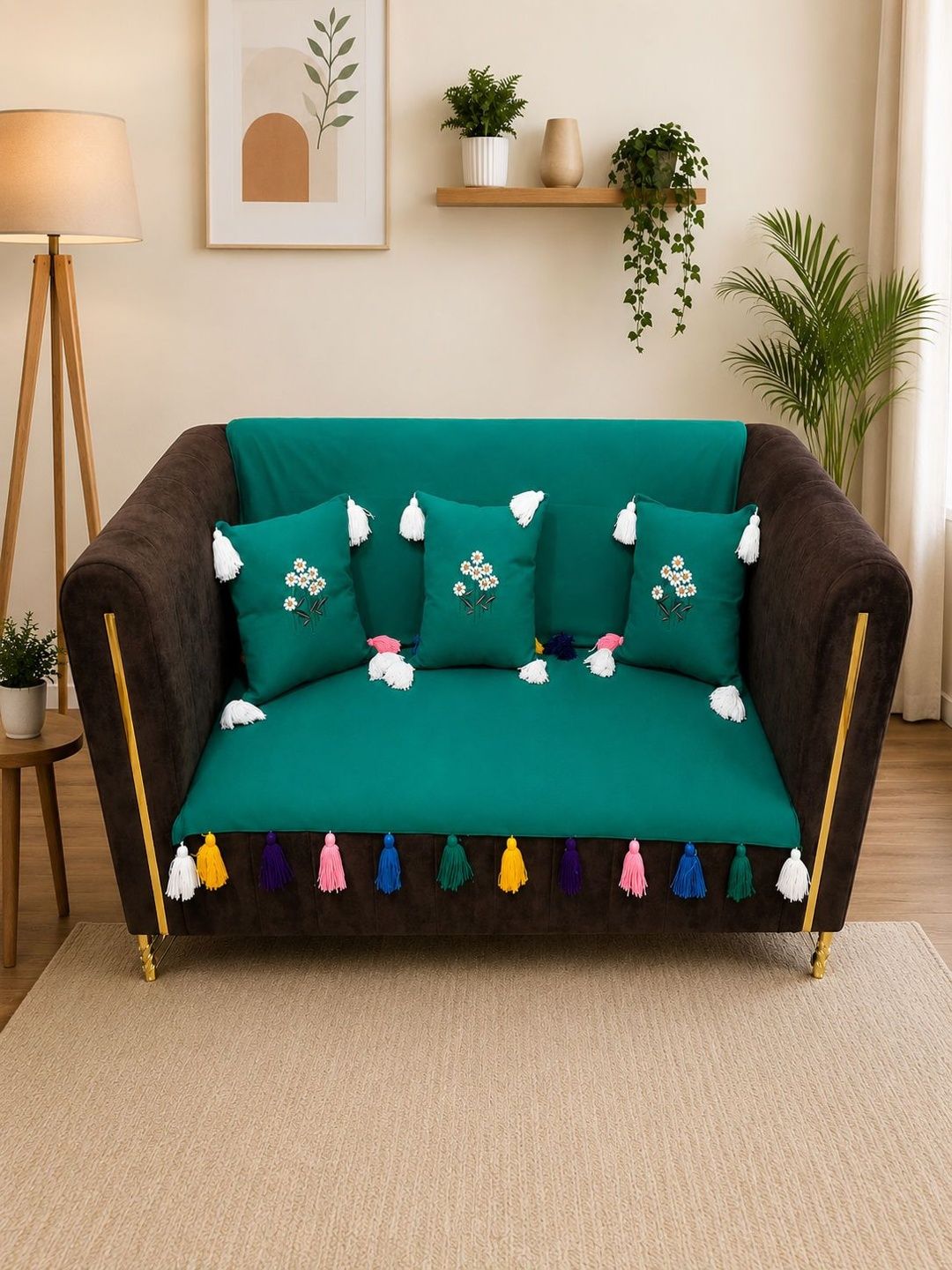 LUXEHEAVEN LUXEHEAVEN Green Embroidered Sofa Cover Without Arms