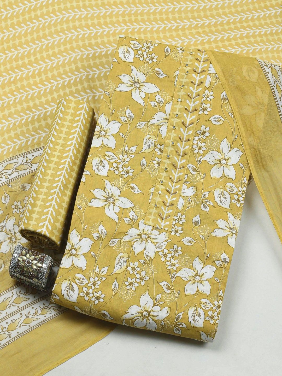 Meena Bazaar Printed Unstitched Dress Material