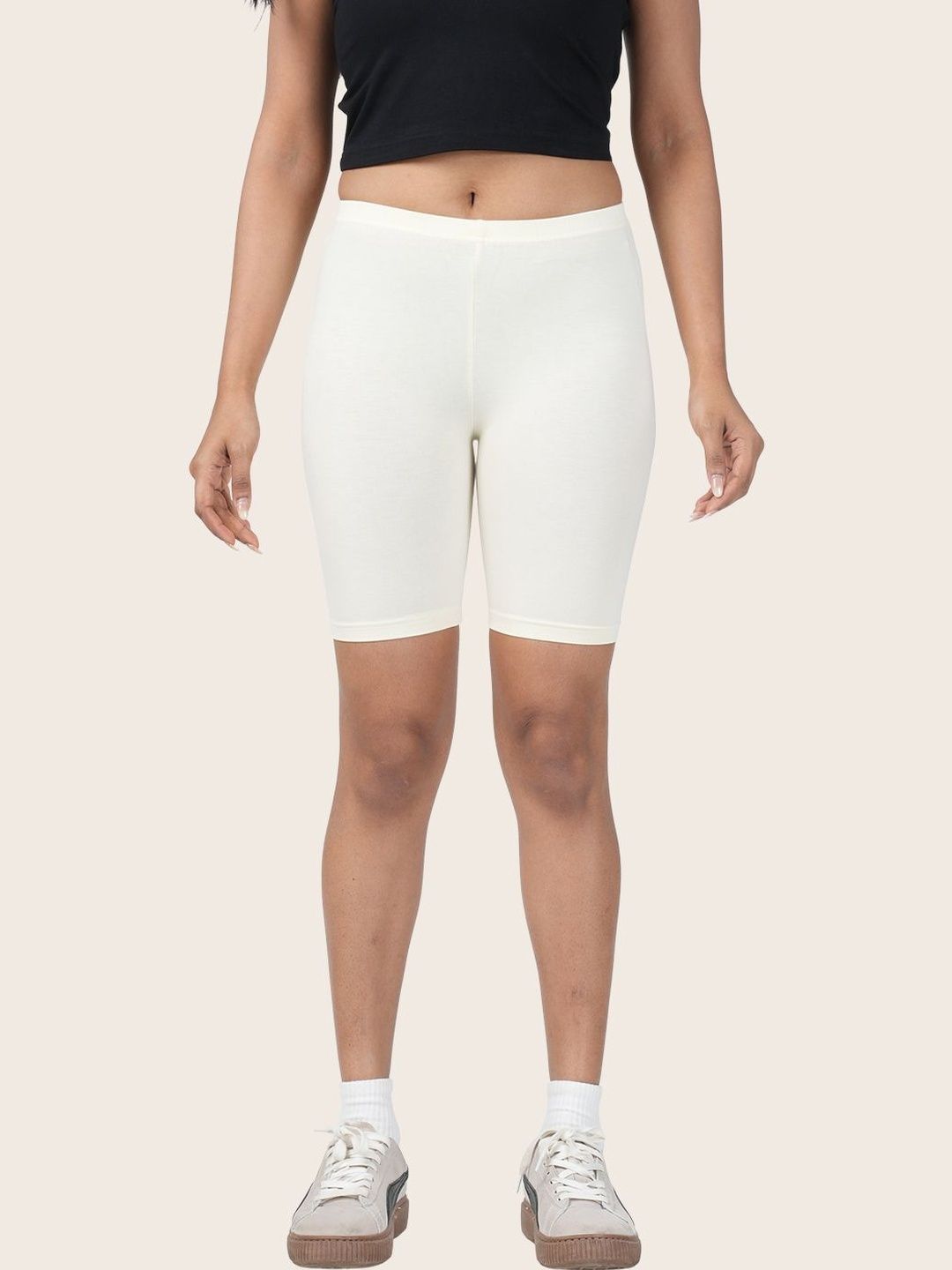 Fly Birds Women Skinny Fit Shorts