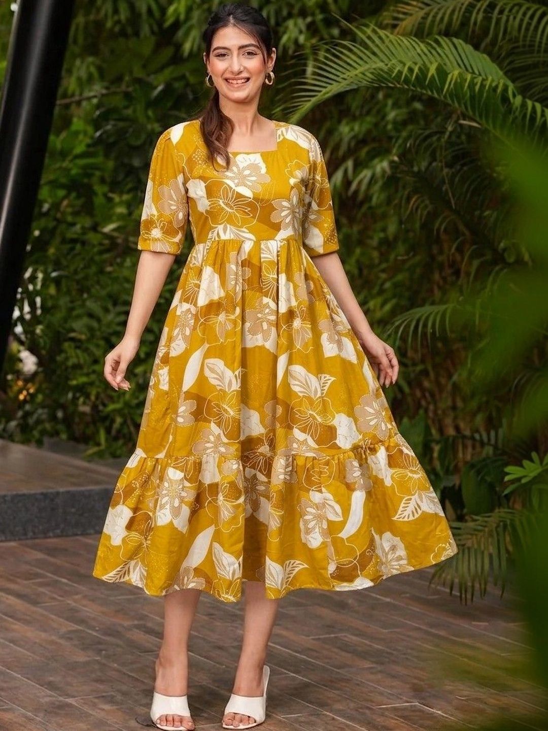 HARIKS Floral Print Puff Sleeve A-Line Midi Dress