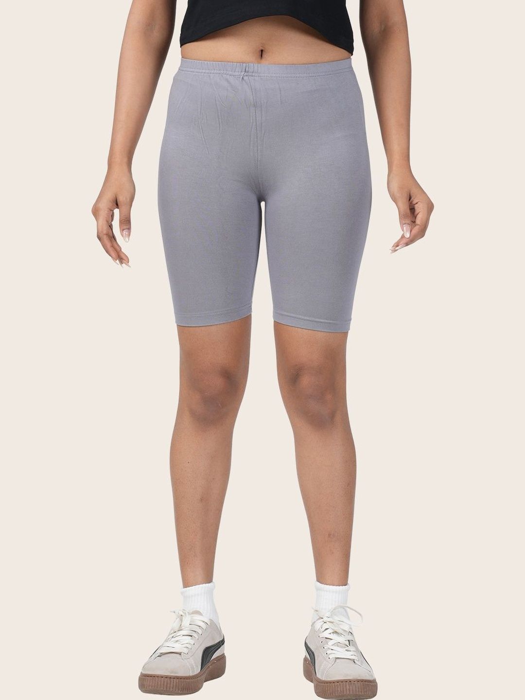 Fly Birds Women Skinny Fit Shorts