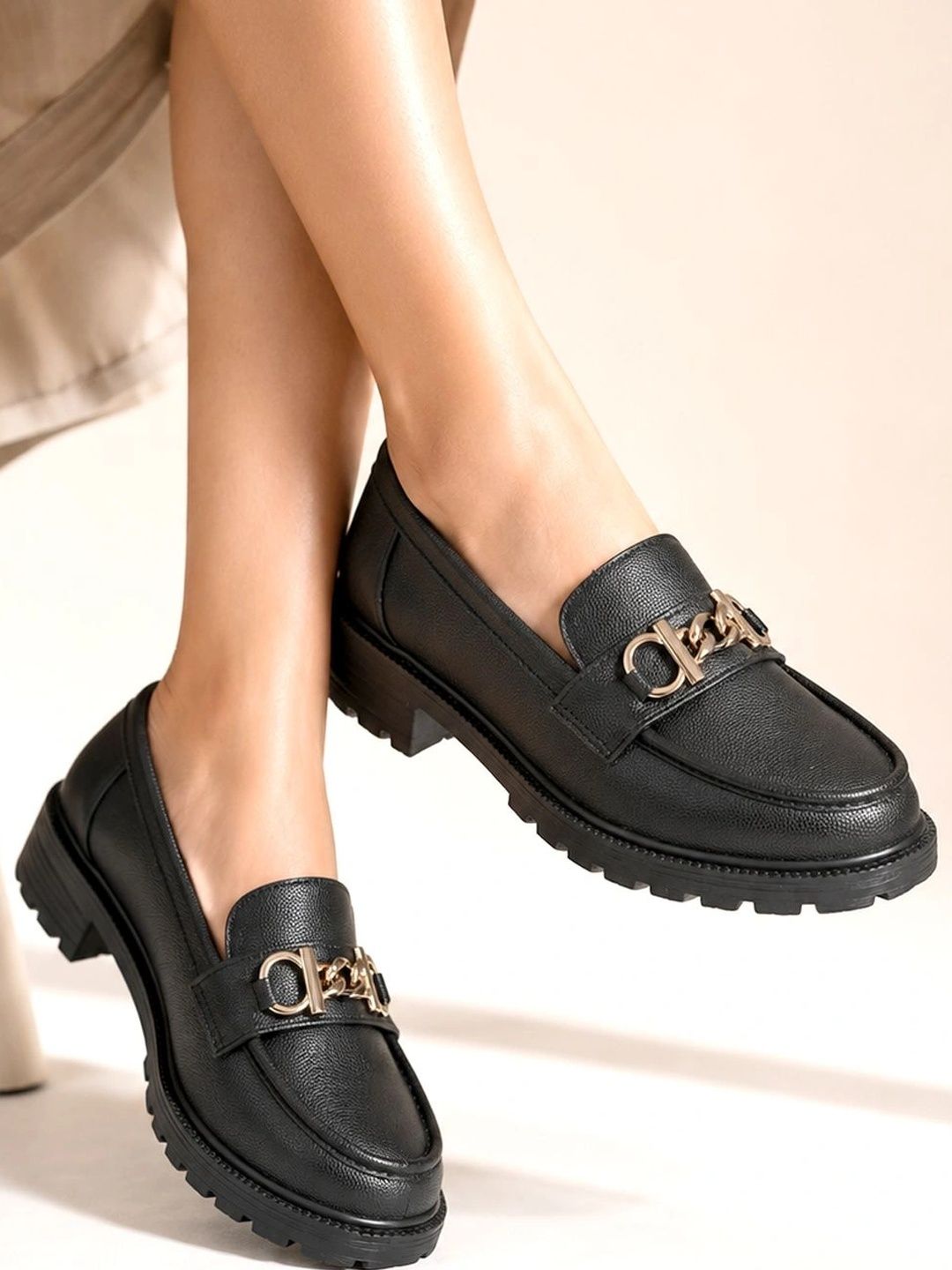 Moda Rapido Women Loafers
