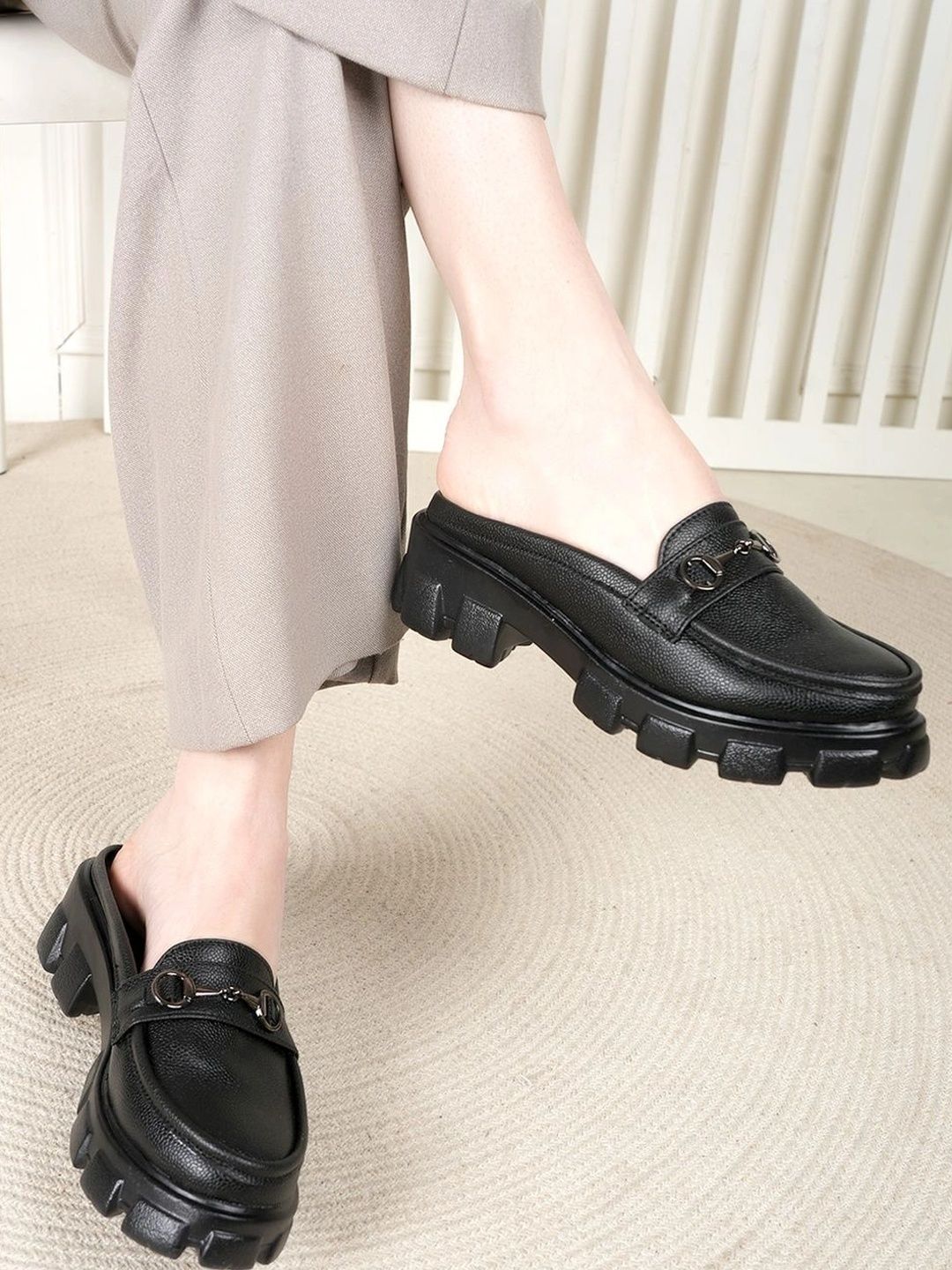 Moda Rapido Women Loafers
