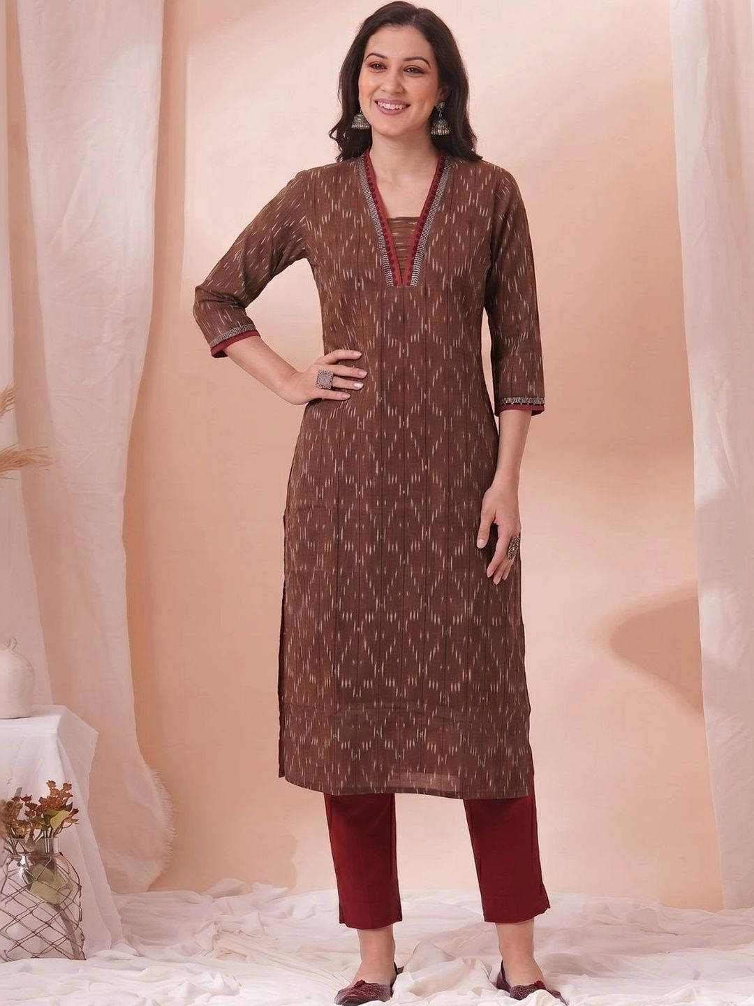 KAMI KUBI KAMI KUBI Women Ethnic Motifs Thread Work Kurta
