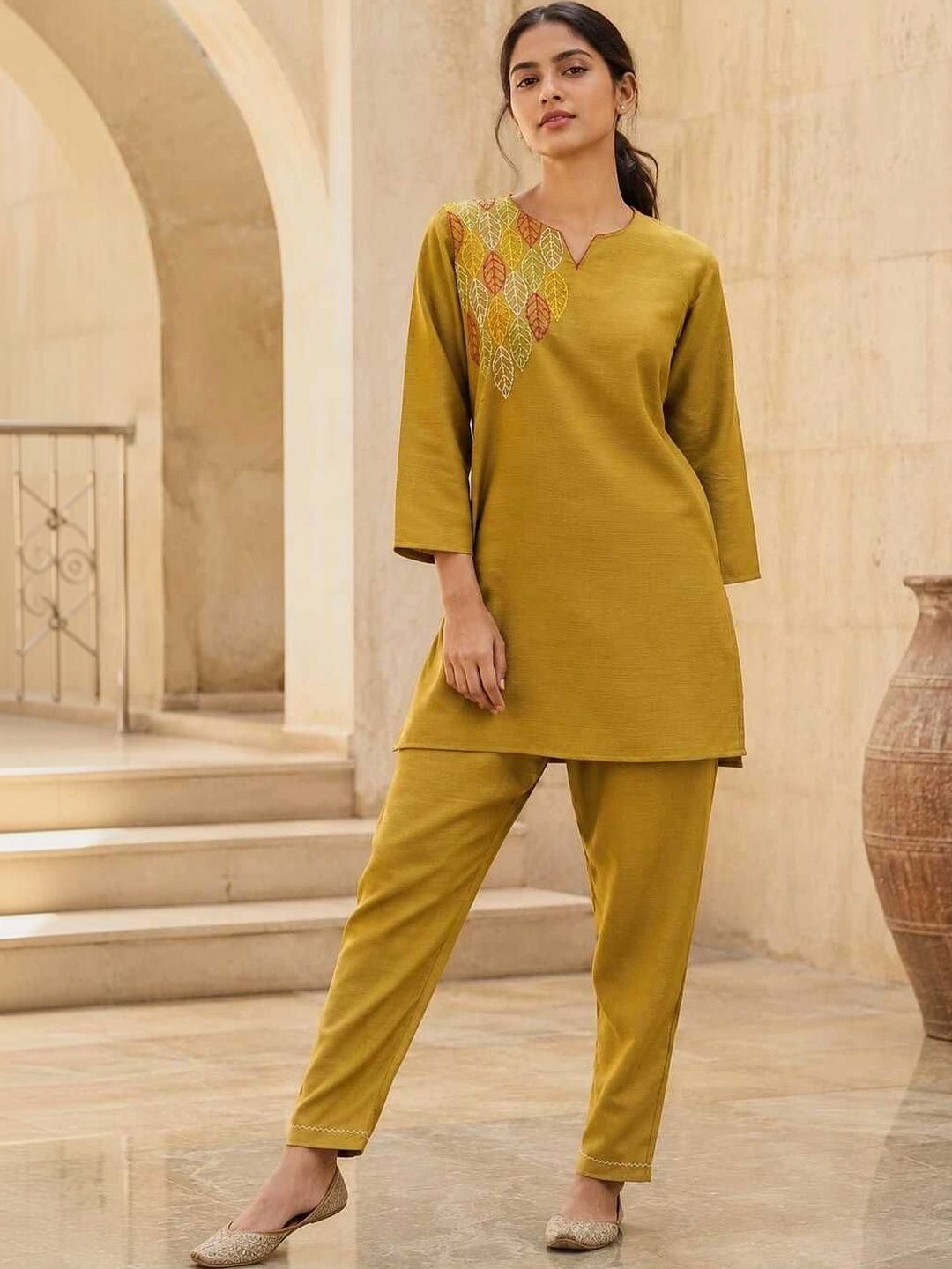 Crazy Needle Women Tunic with Trousers