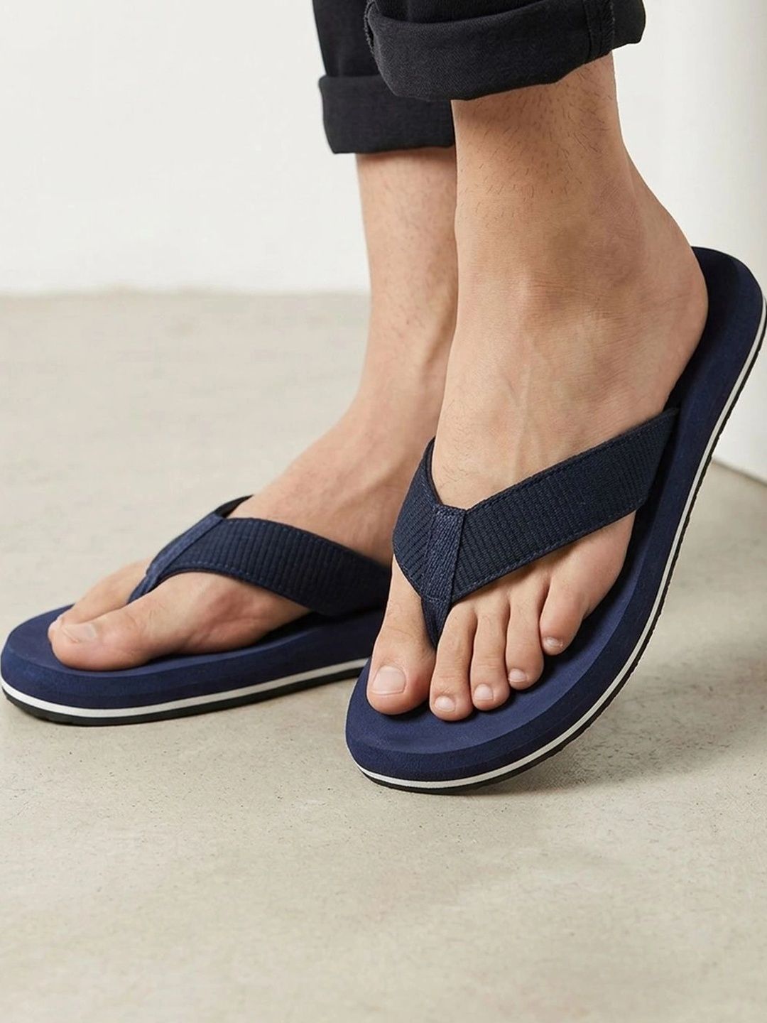 Carlton London Men Thong Flip-Flops