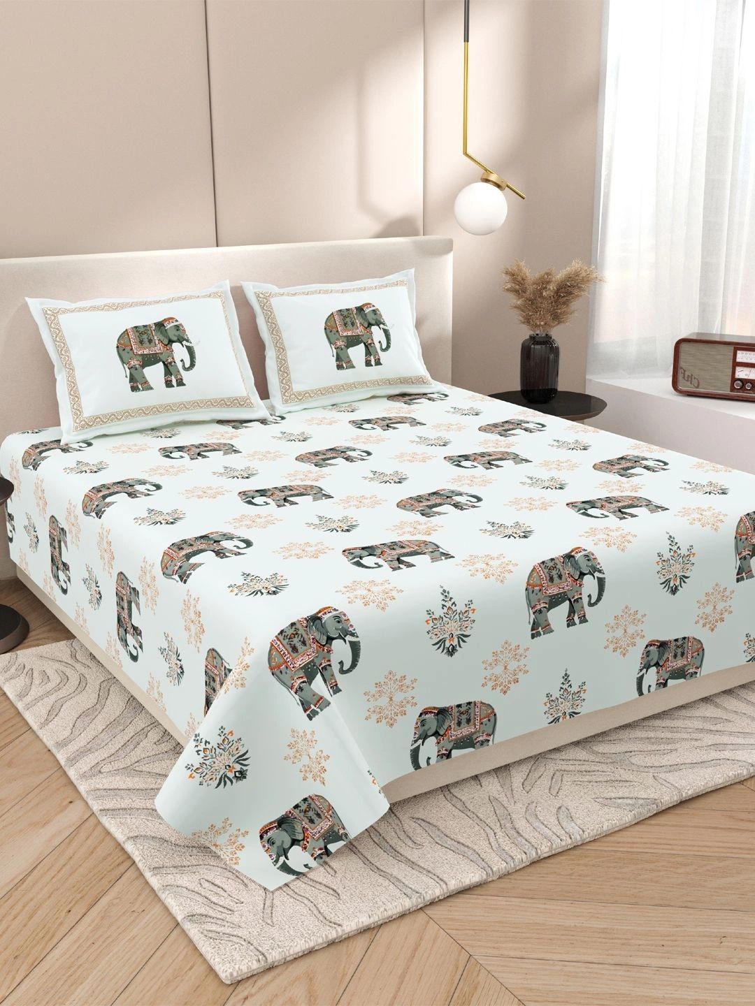 Sangria Cream-Coloured & Green Animal Pure Cotton Soft Feel 160 TC King Regular Bedsheets
