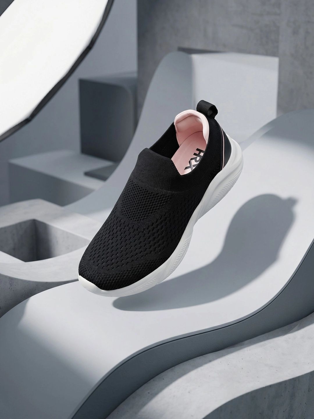 HRX by Hrithik Roshan Women Mesh Walking Shoes