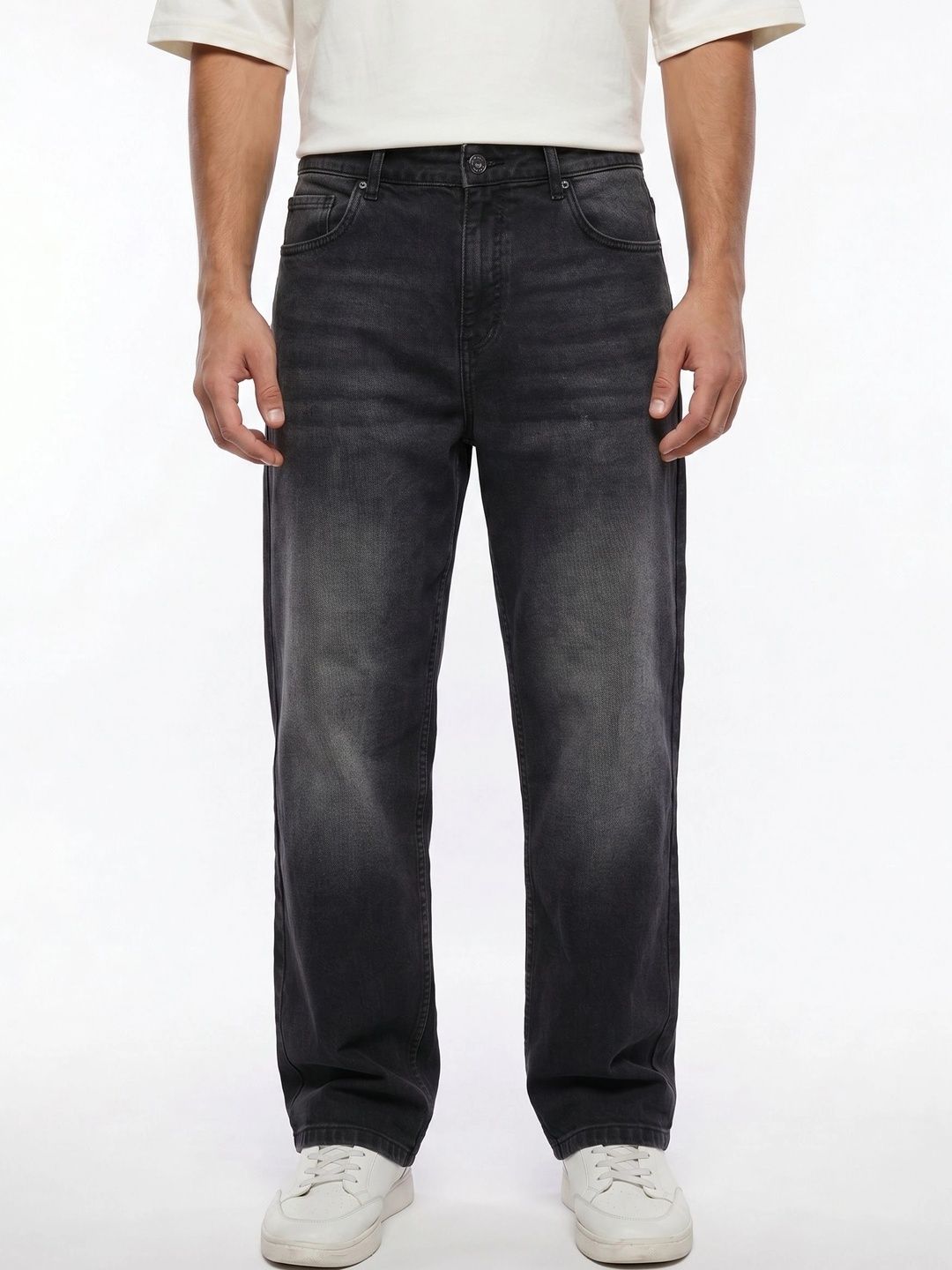 HERE&NOW Men Relaxed Fit Mid-Rise Low Distress Stretchable Jeans